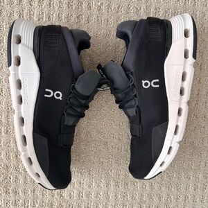 Men's On Brand Black/White Cloud Cloudnova CloudTec OC Running Shoes